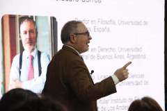 Hoy-realizamos-el-Primer-Foro-de-Filosofia-Politica-en-el-Colegio-Huelen-con-la-participacion-1
