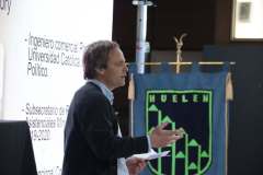 Hoy-realizamos-el-Primer-Foro-de-Filosofia-Politica-en-el-Colegio-Huelen-con-la-participacion-2